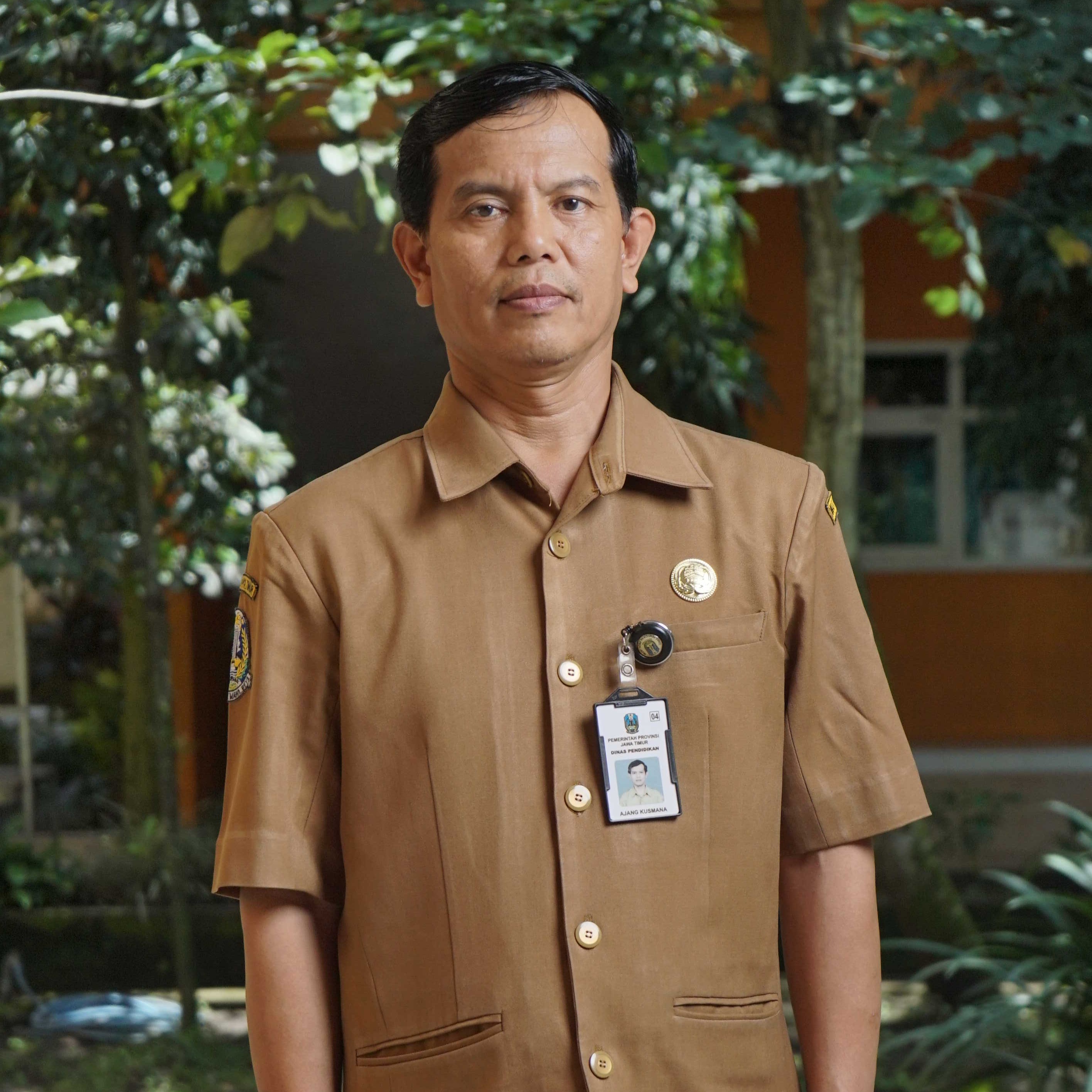 Dr. Ajang Kusmana, S.Ag., M.Ag.
