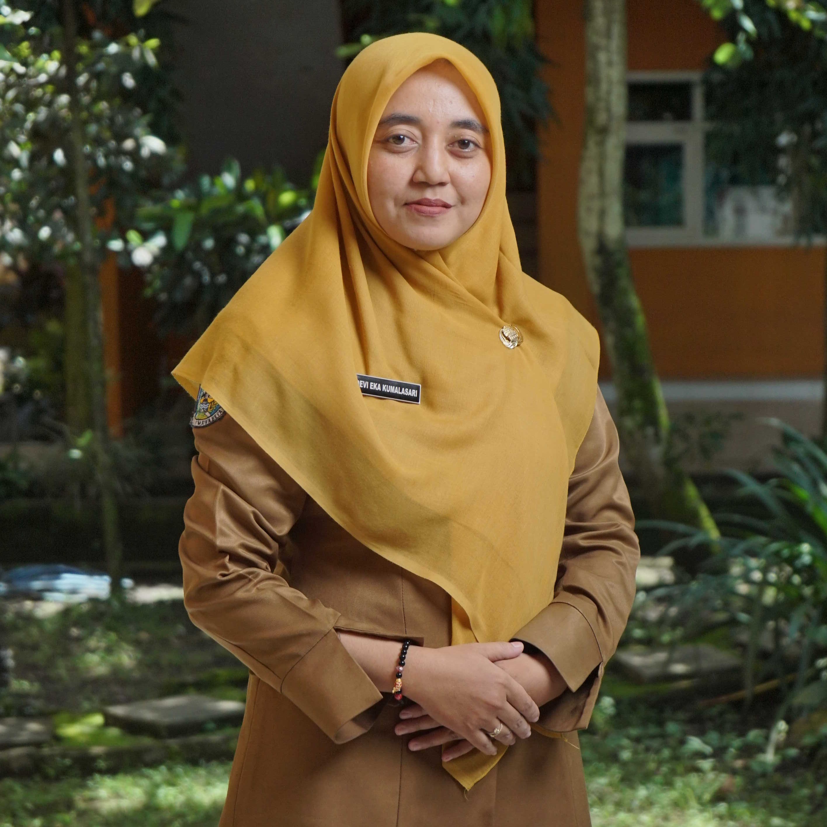 Devi Eka Kumalasari, S.S.