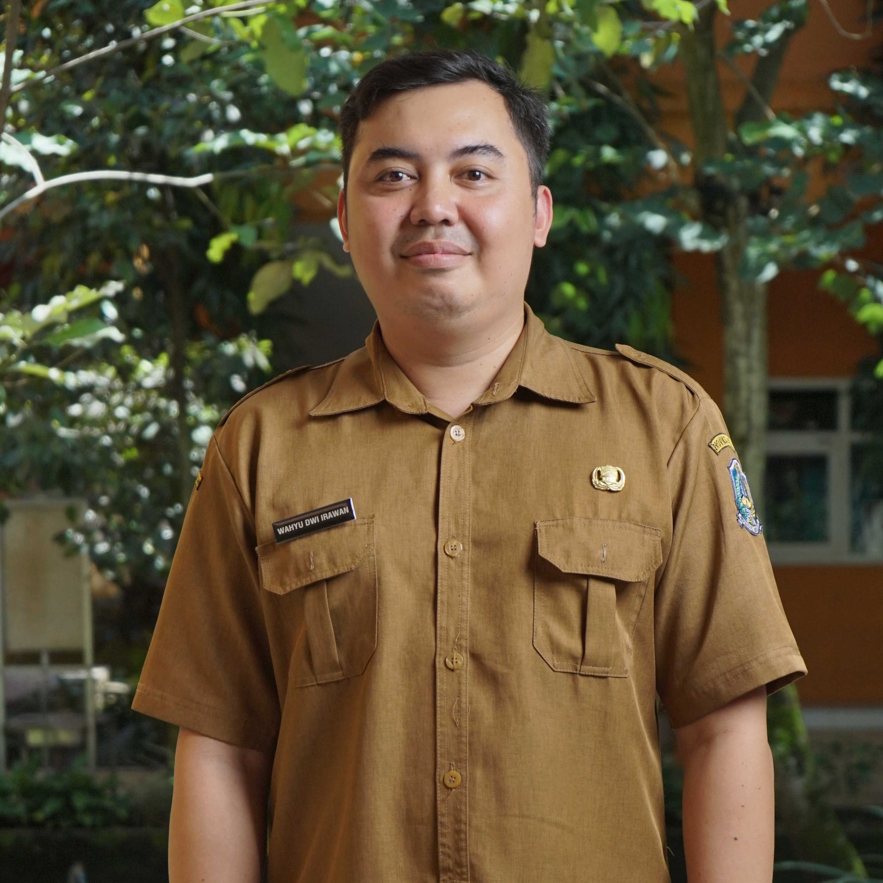 Wahyu Dwi Irawan, S.Pd.